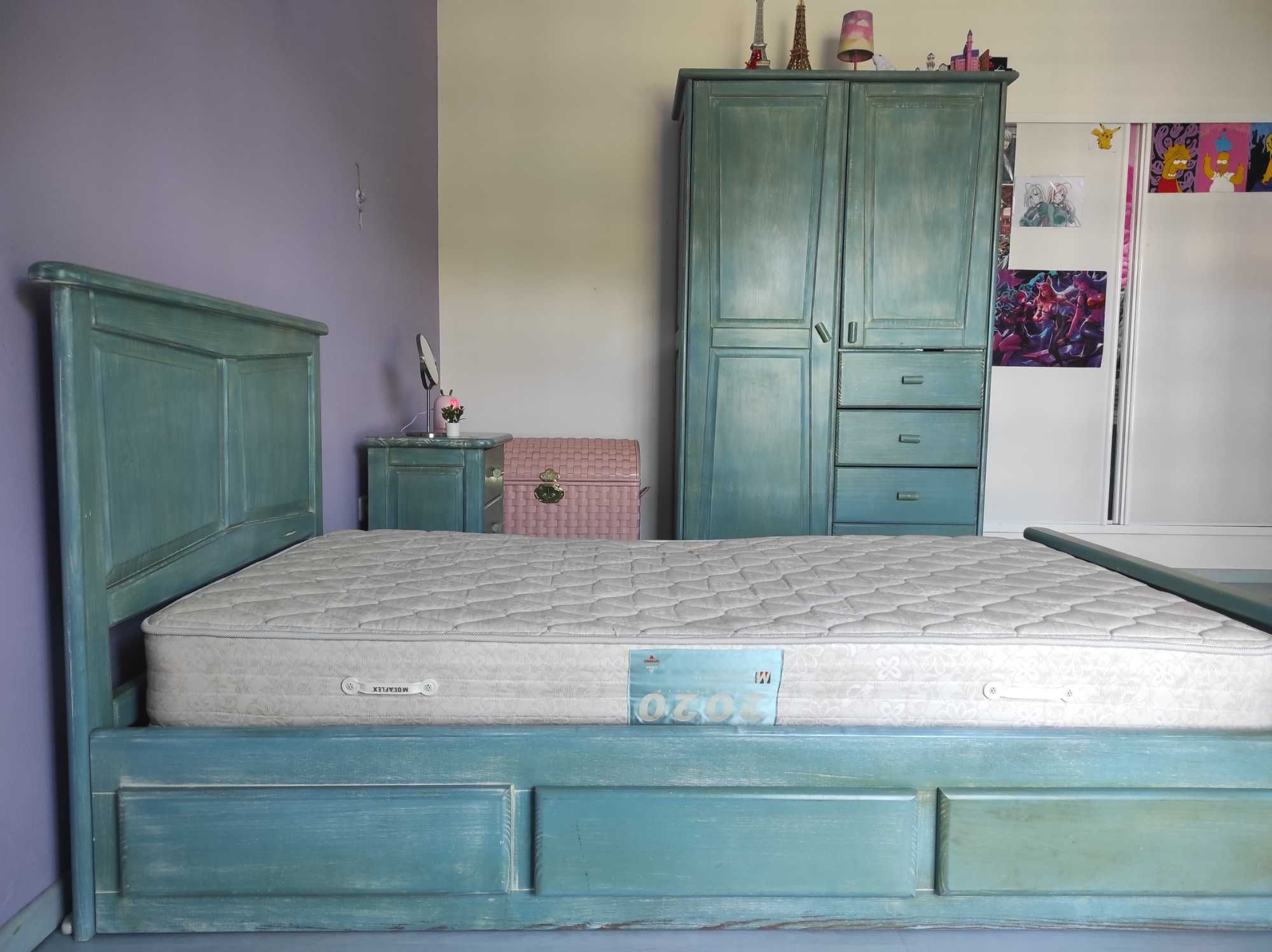 Cama de criança. Quarto completo de criança barato