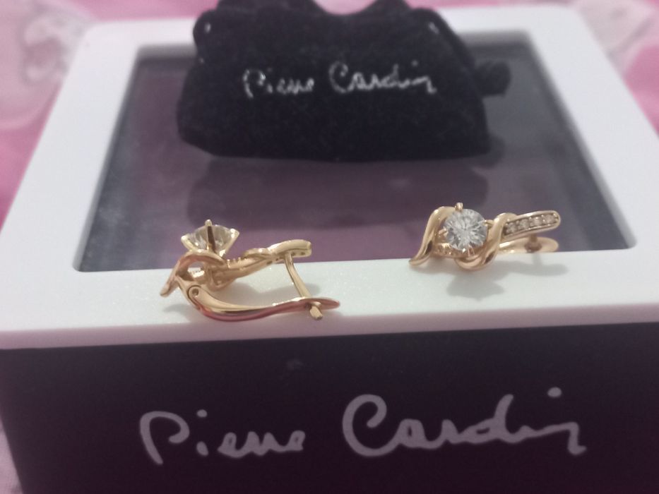 2  Pares Brincos Pierre Cardin Novos