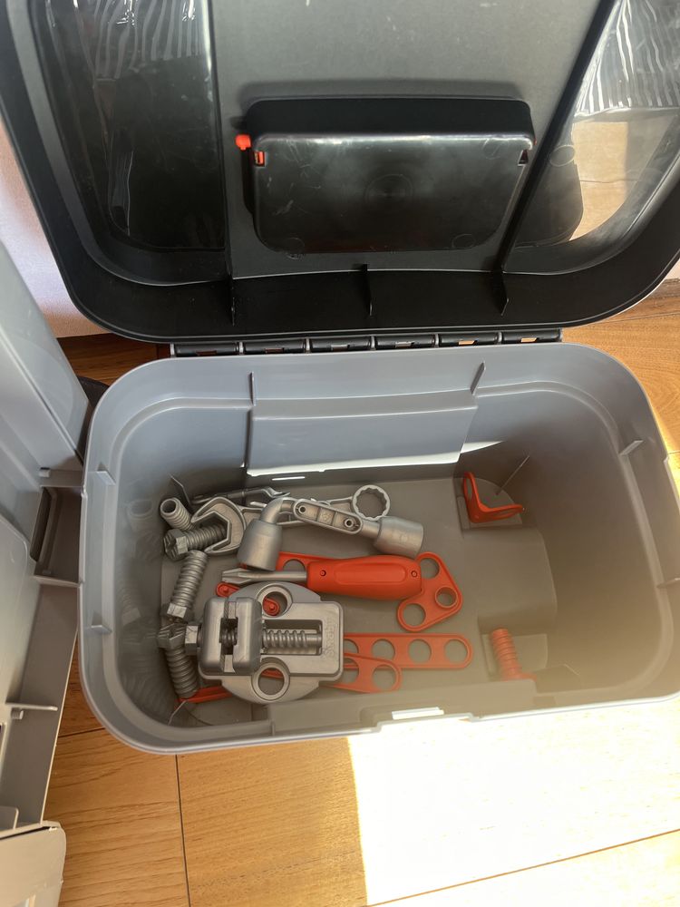 Smoby warsztat na kółkach black & decker