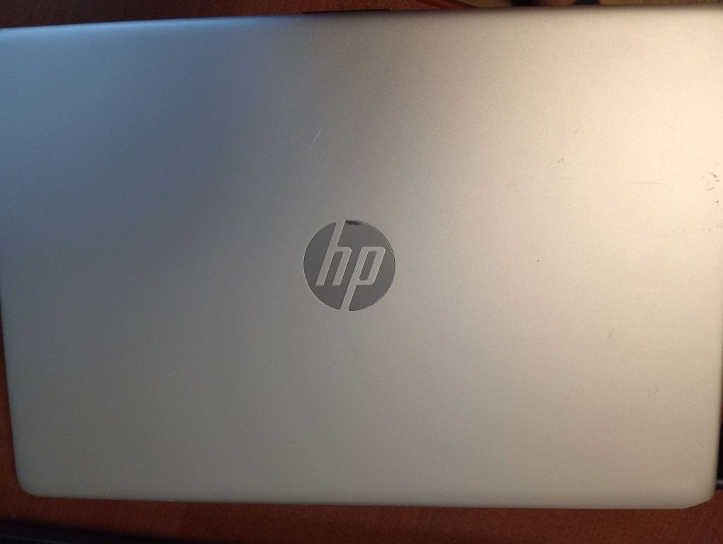Laptop HP 15s-eq2