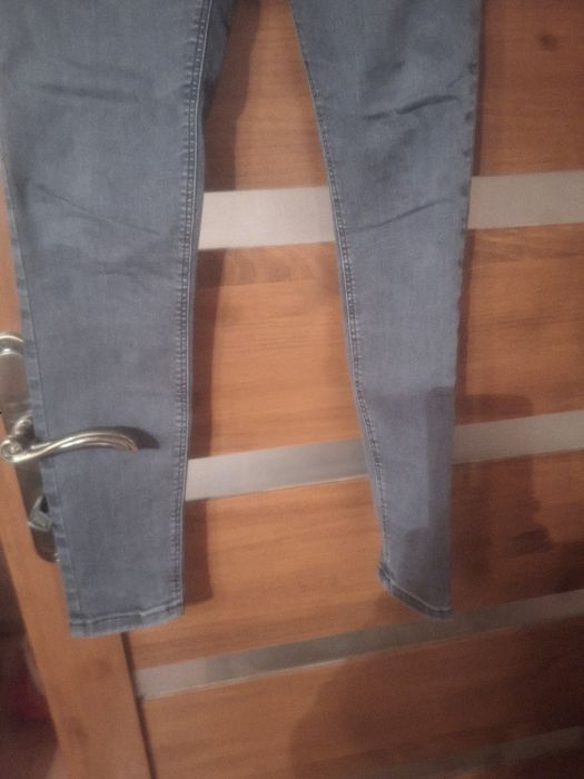 Spodnie damskie TopShop,bawełna,W30,L32 stan bardzo dobry.