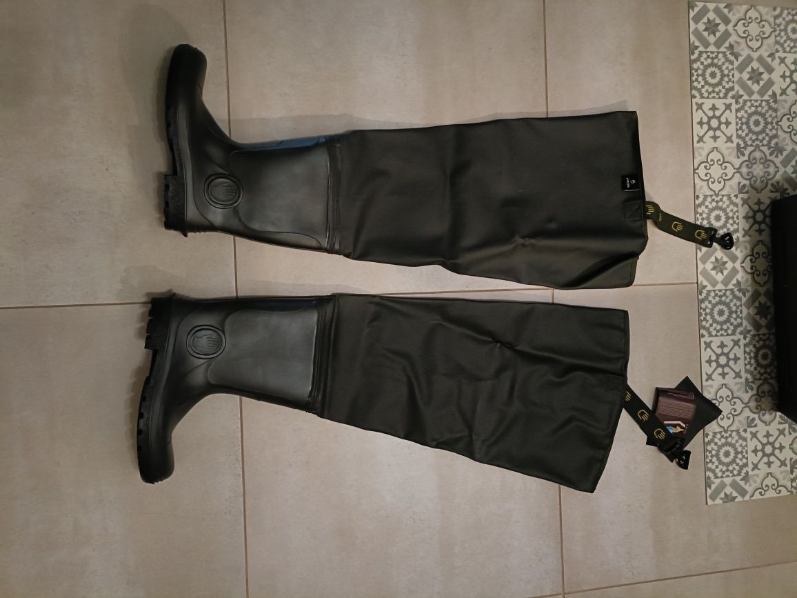 WODERY wędkarskie WR 02 PROS Super Mocne rozm.45