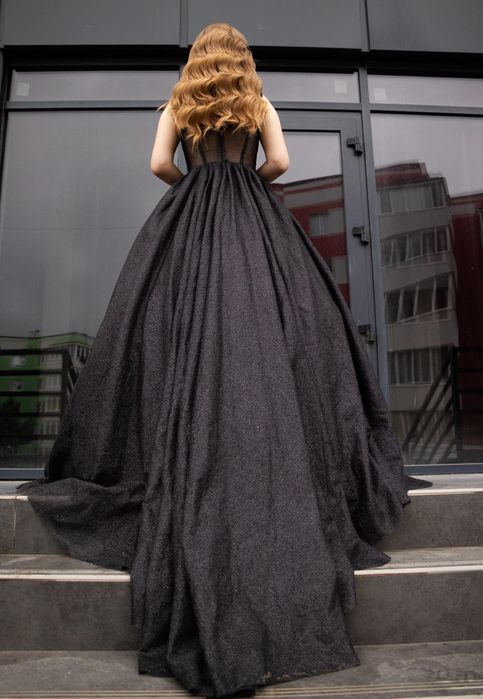 Елегантна сукня