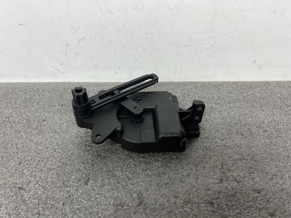 Motor da comporta da sofagem VOLKSWAGEN Golf IV (1J1)