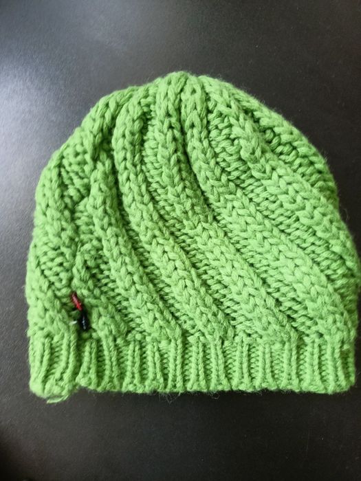 Czapka damska zielona