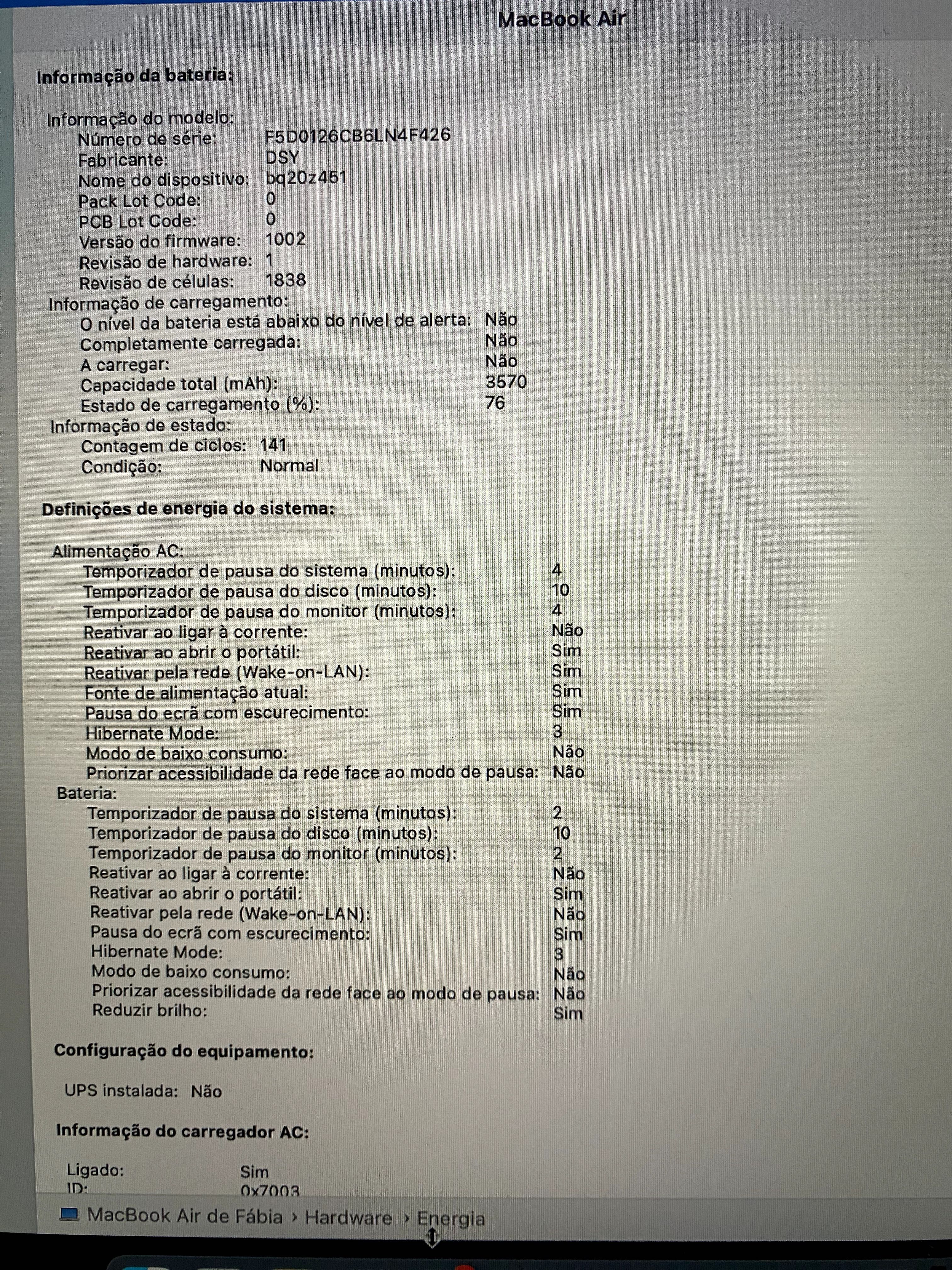 MacBook 13” Retina  i3 / 8GB / Bateria 141 Ciclos | Como Novo!