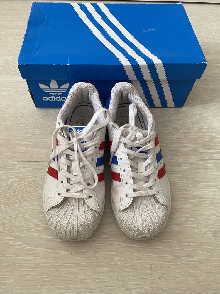 Кроссовки adidas superstar