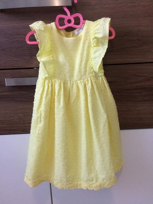Плаття на дівчинку