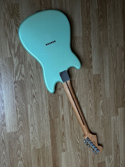 Новий Fender Offset Player Duo-Sonic HS Surf Pearl, Мексіка ($630)