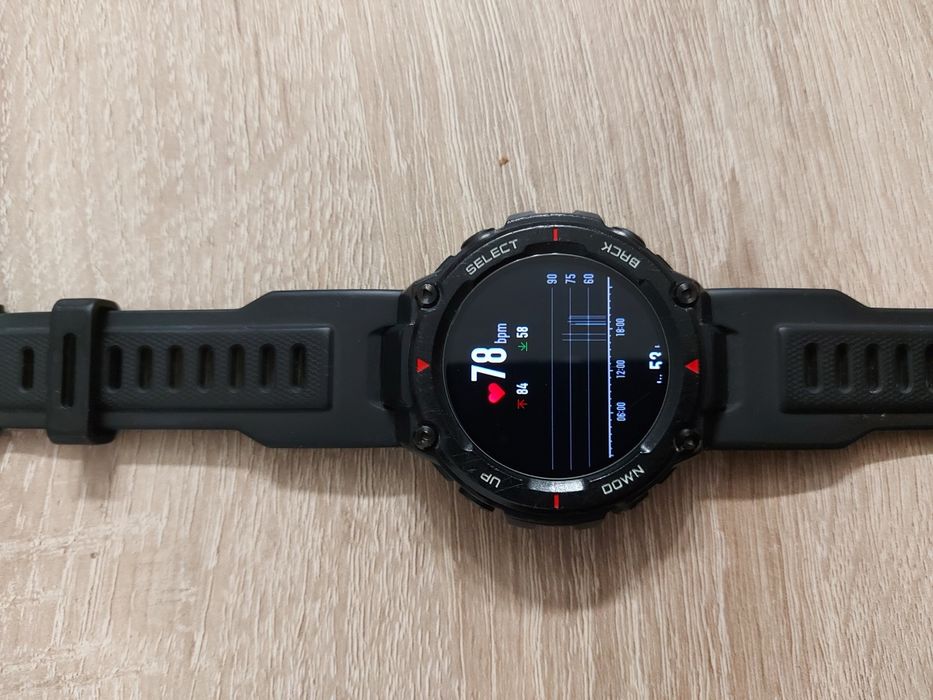 Amazfit T-rex pancerny smartwatch bateria wytrzymuje ponad 3 tyg