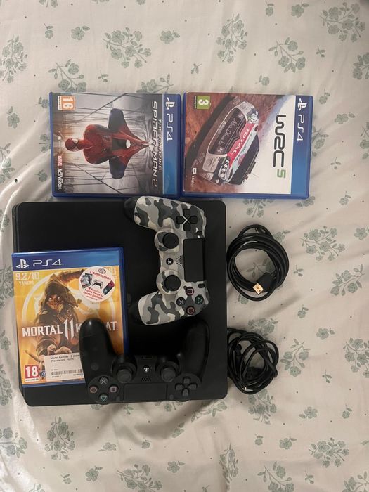 Vendo playstation 4 praticamen novo!!!