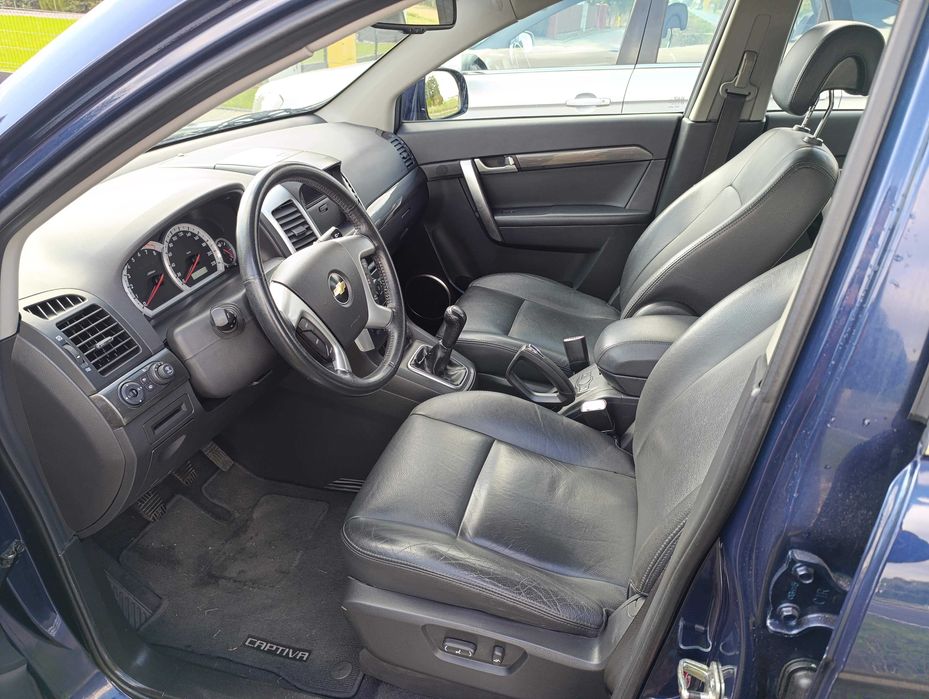 Captiva 2.4 Benzyna full opcja 4x4 mały przebieg (Nap) bardzo zadbany!