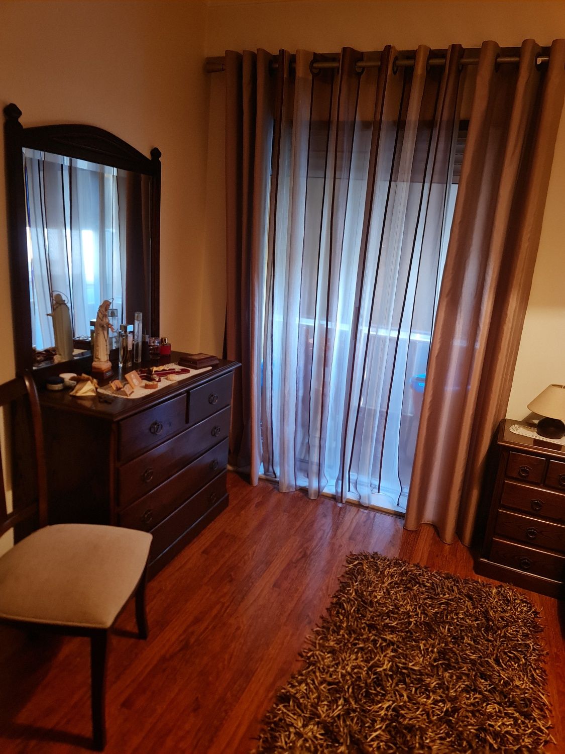 Apartamento T2 com garagem