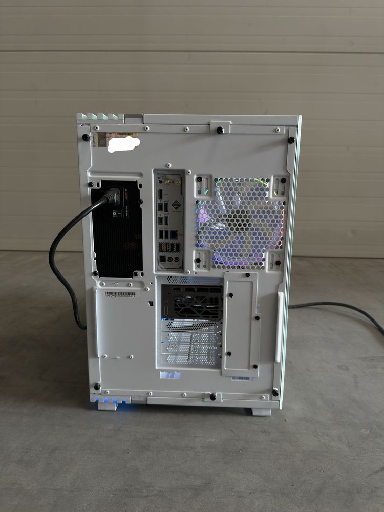 Komputer gamingowy Core Ultra 7 265K RTX 4070 Ti Super 32GB DDR5 6000