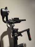 Dji rsc2 com pega smallrig opcional