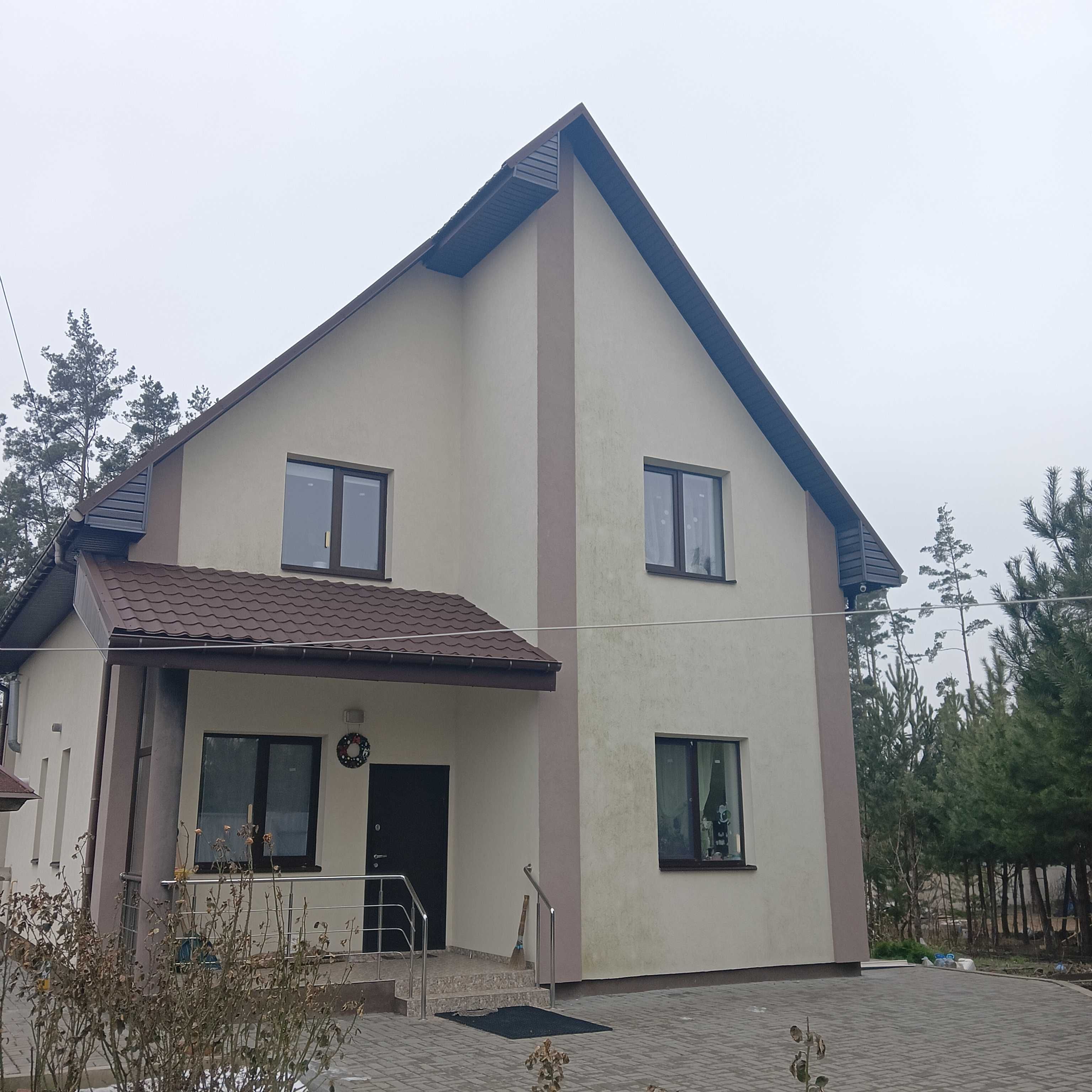 Продається прекрасний будинок в передмісті Києва