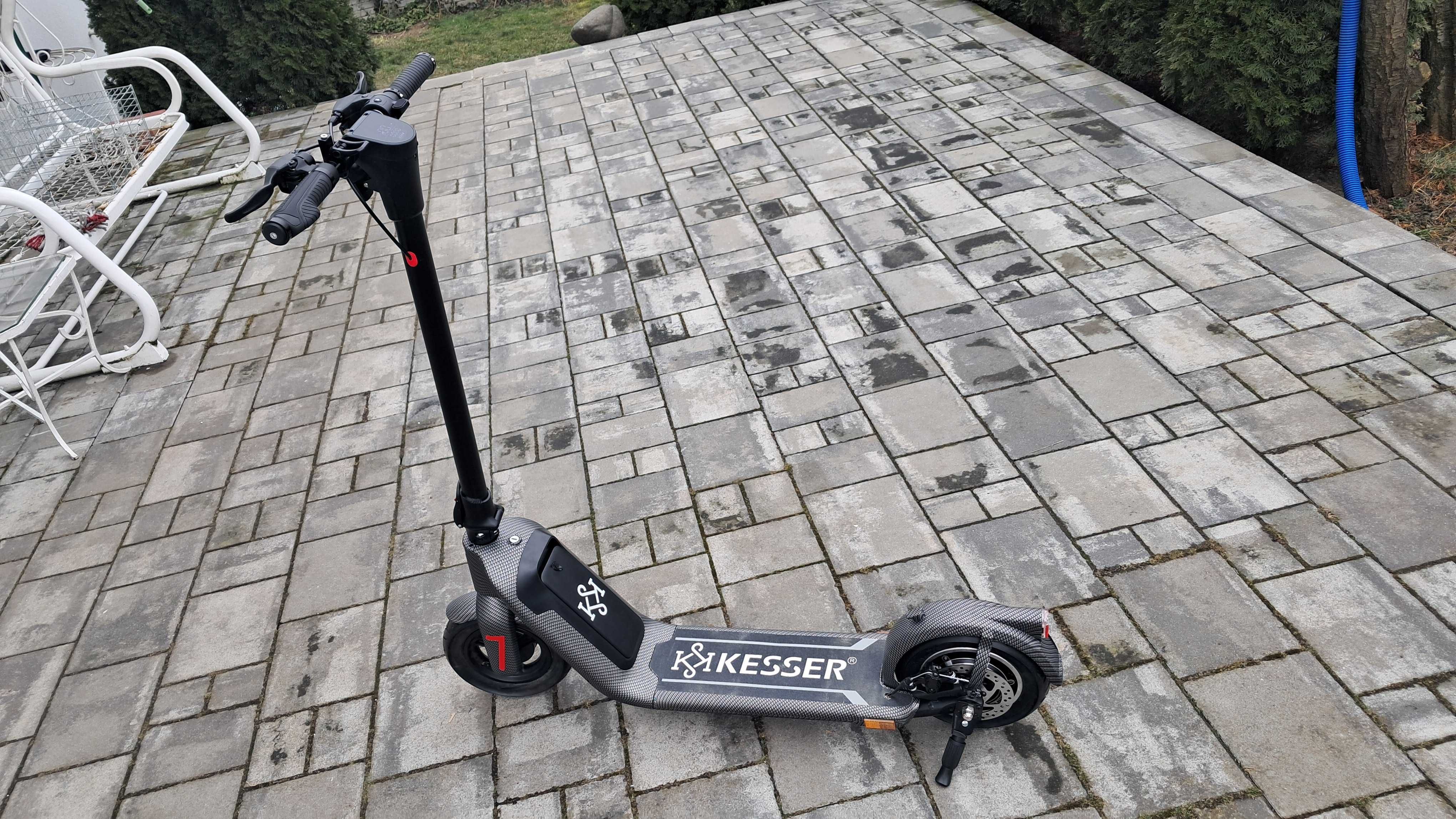 Hulajnoga elektryczna KESSER K-ESC-X10 450 W