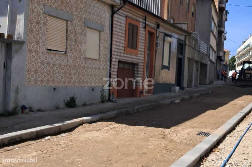 Moradia para recuperar em Ramalde