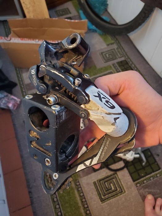 Продам велозапчастини:, втулка, перемикач