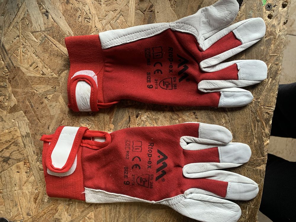 Продам рукавиці для зварювальних робіт ( Польські )