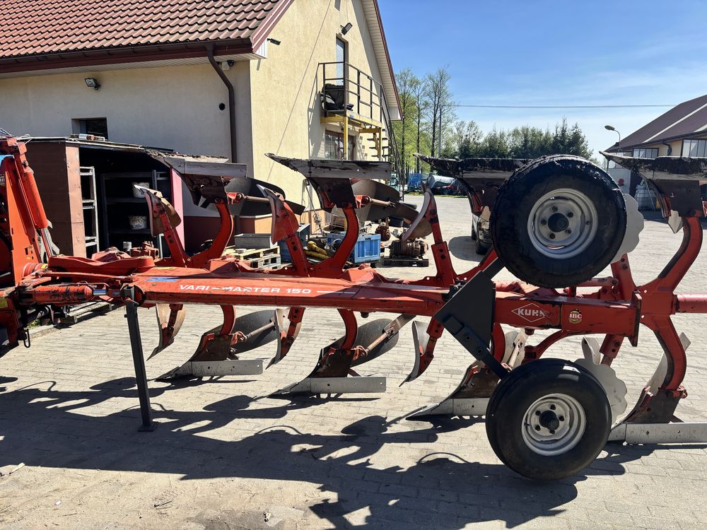 Pług 4 skibowy obrotowy Kuhn Vari Master 150
