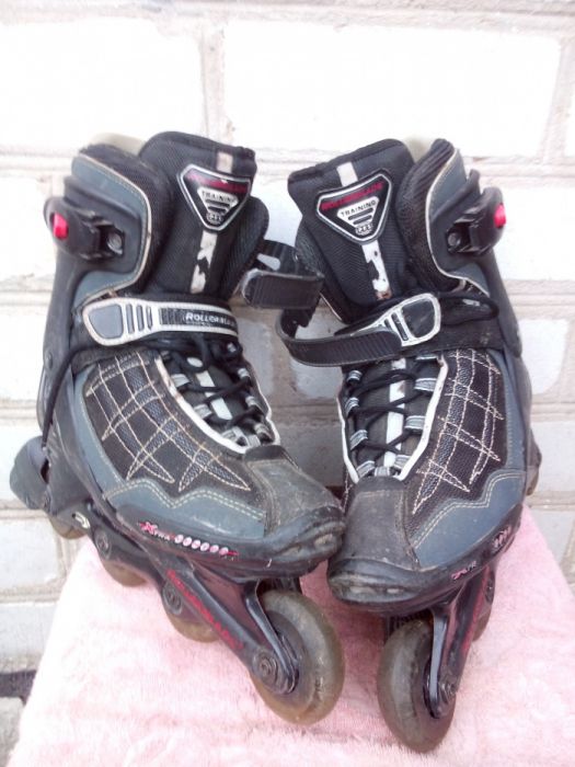 Продам роликиRollerbladeр42.5