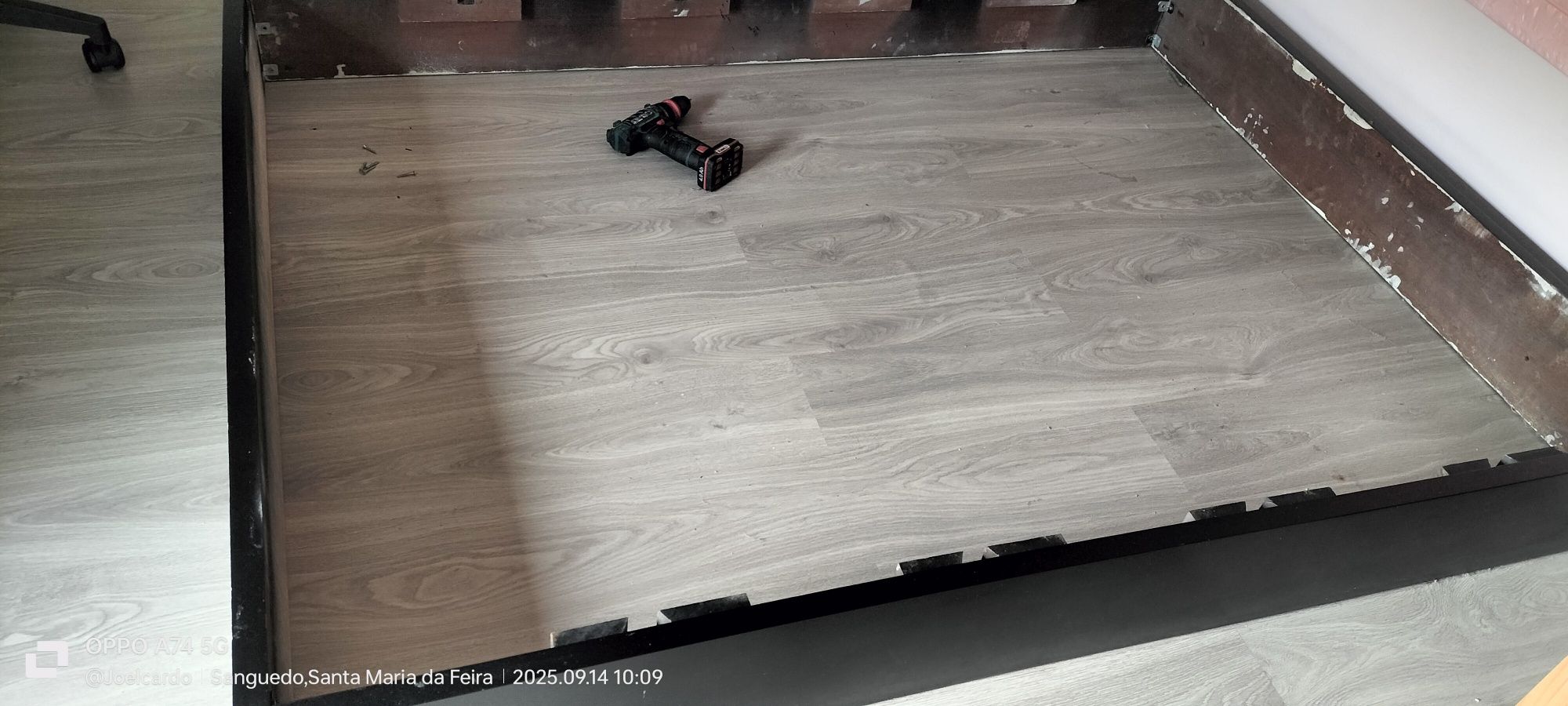Estrutura de cama + estrado+ colchão