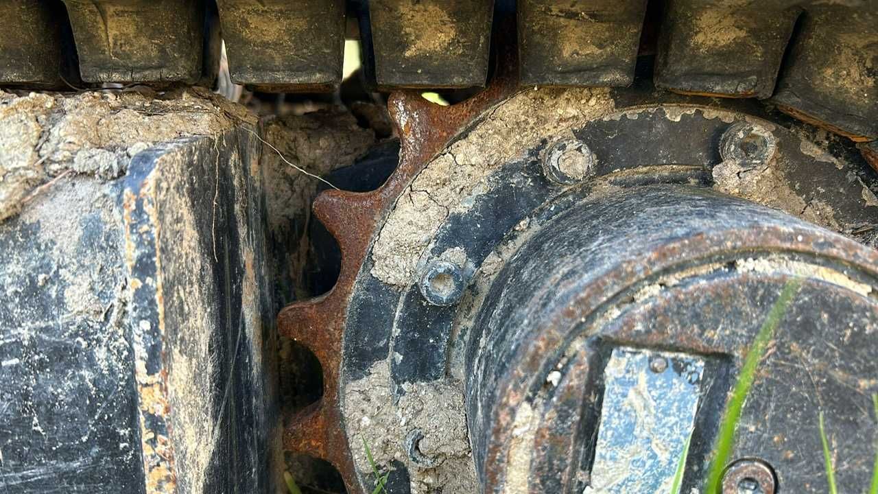Podwozie gąsienicowe rozsuwane do minikoparki CAT 301 8C pod wiertnice