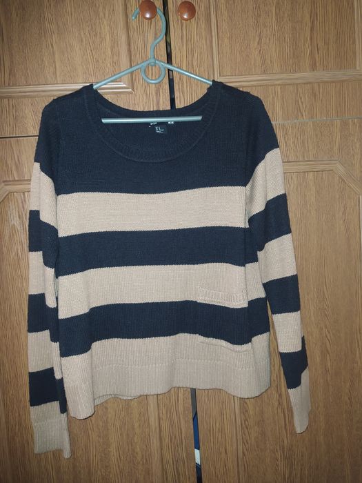 Женская кофта, размер 46. (М). Женская одежда, вещи.