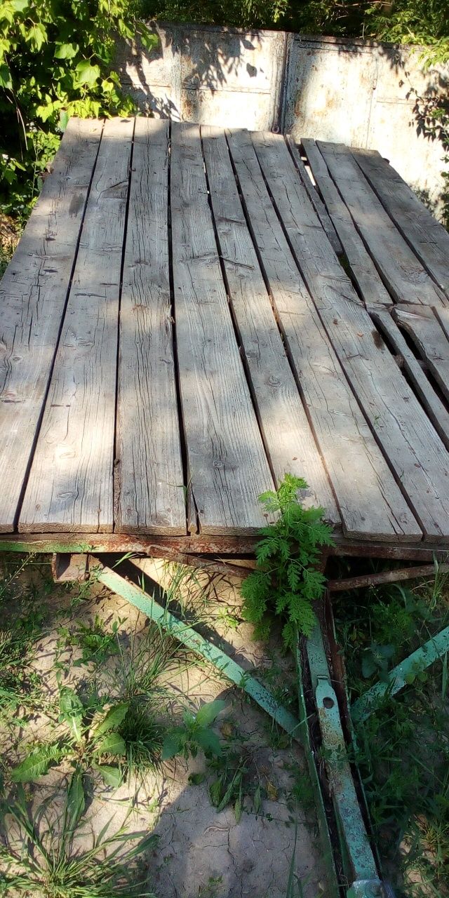 Прицеп одноосний для сіна
