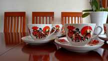 Filiżanki z porcelany Łomonosow - motyw z kogutem