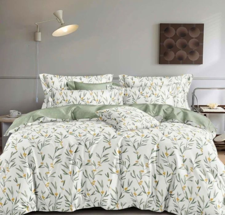 Срочно Постельное белье комплект полуторный новый