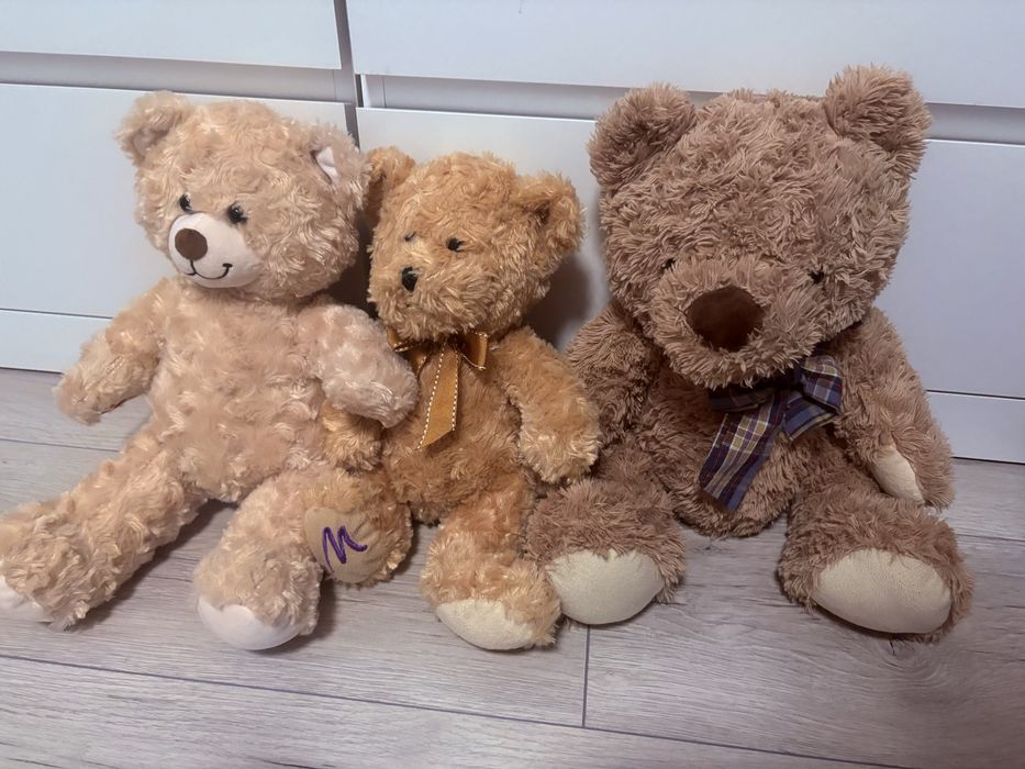 Zestaw pluszowych misiów dla dziecka