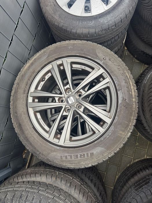 Alu 17 Seat Opony Pirelli 215/65/17 Zimowe