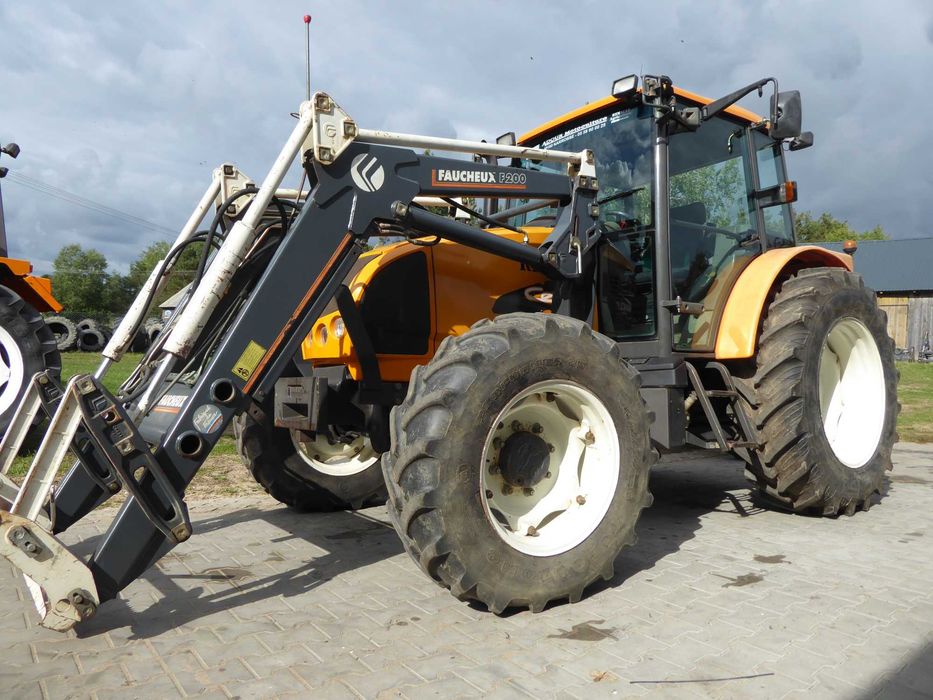 Renault Celtis 436 nie John Deere