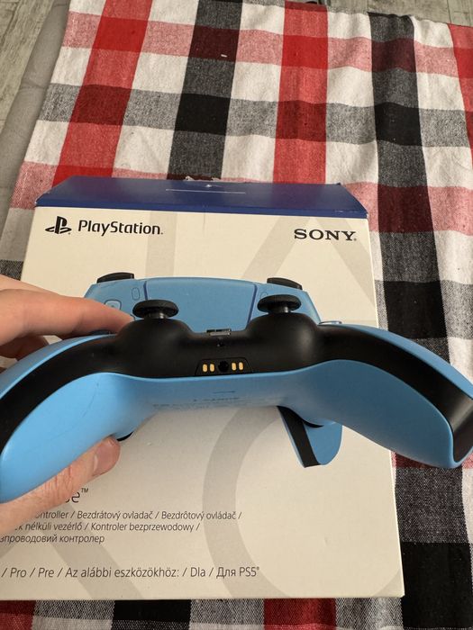 Kontroler ps5 niebieski
