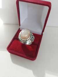 Серебряный перстень с натуральным солнечным камнем гелиолитом