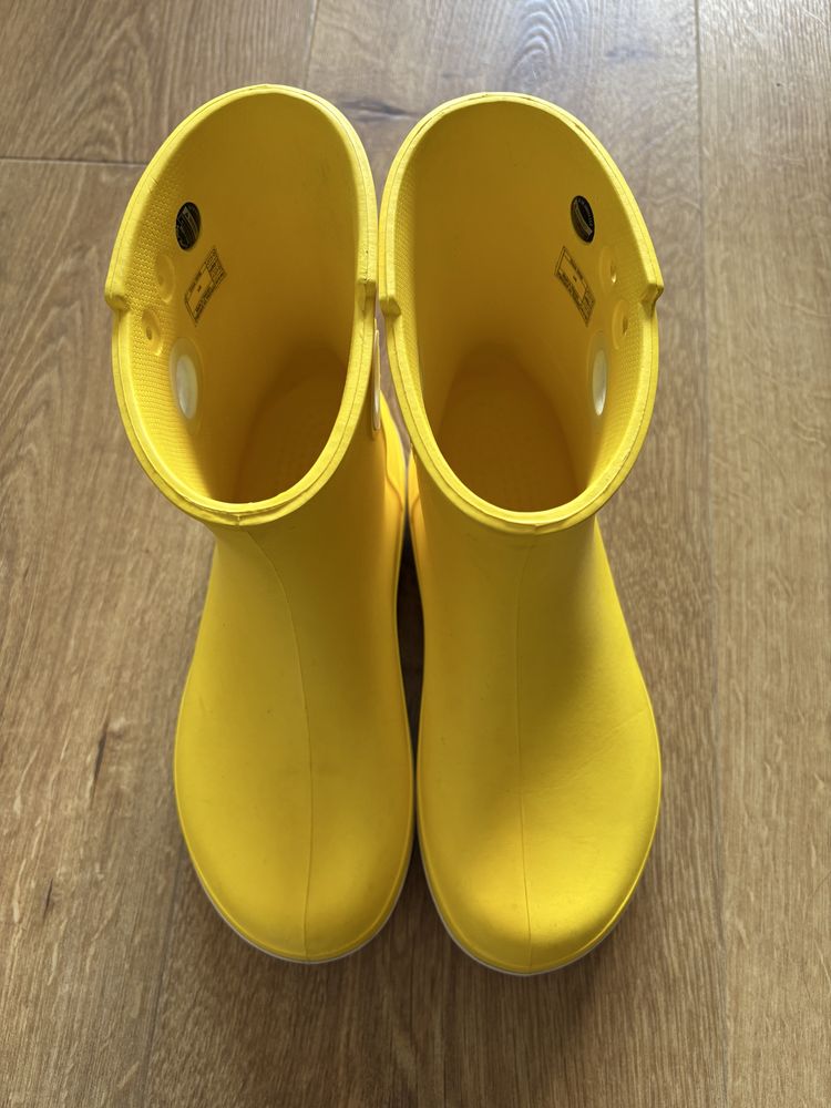 Продам гумові чоботи Crocs