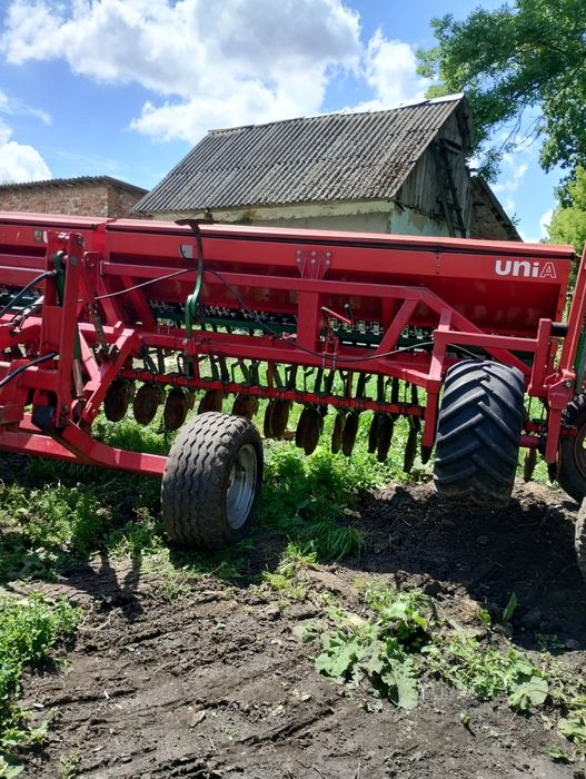 Продам польський сівник