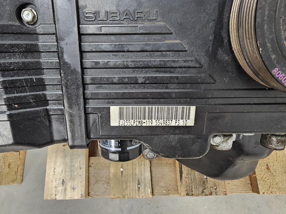 Двигуни Subaru EJ255 турбо під ремонт або по запчастинах