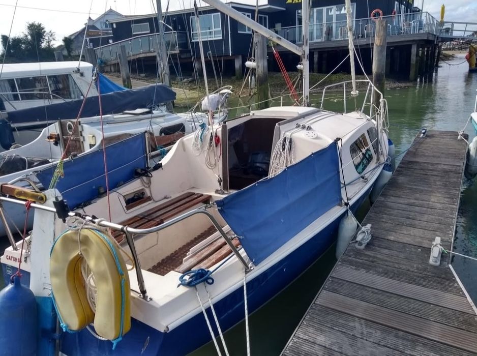 Yacht Żaglowy Mieczowy
