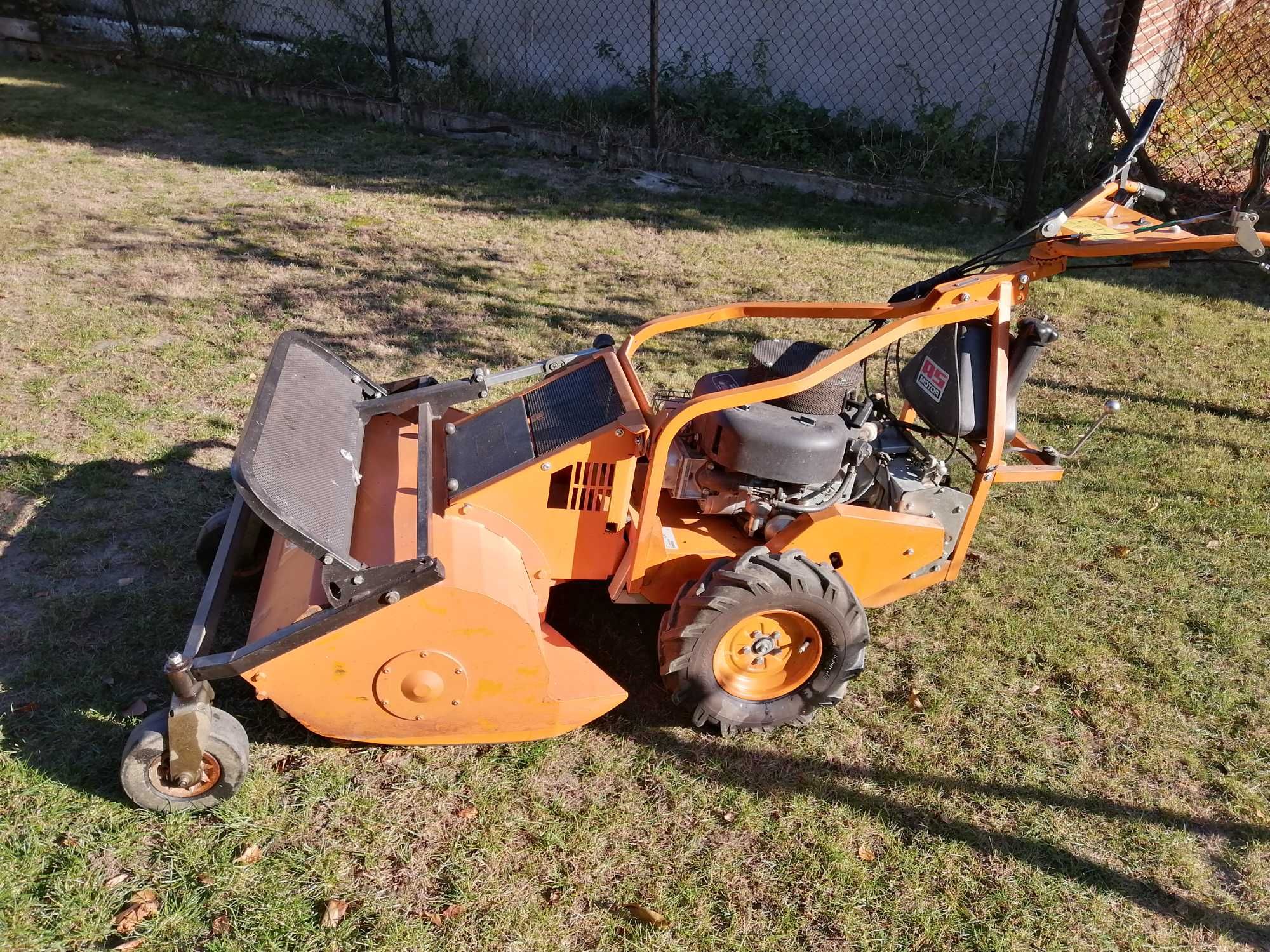 Sprzedam kosiarkę bijakowa samojezdna as motor 701 sm