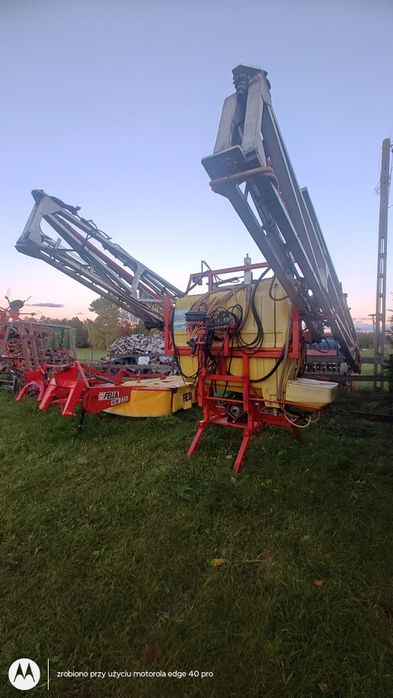 opryskiwacz 1300l 28m