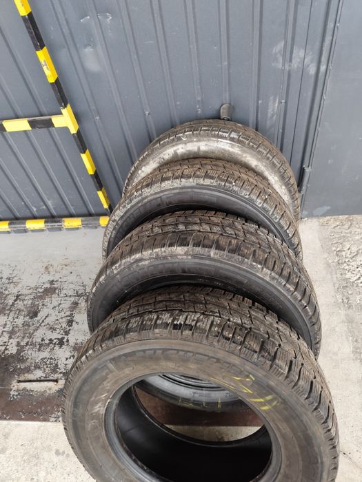 Шини Michelin 235/65/R16c