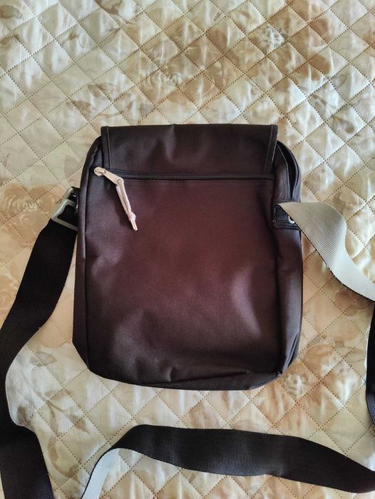 Mala tiracolo Converse em estado novo