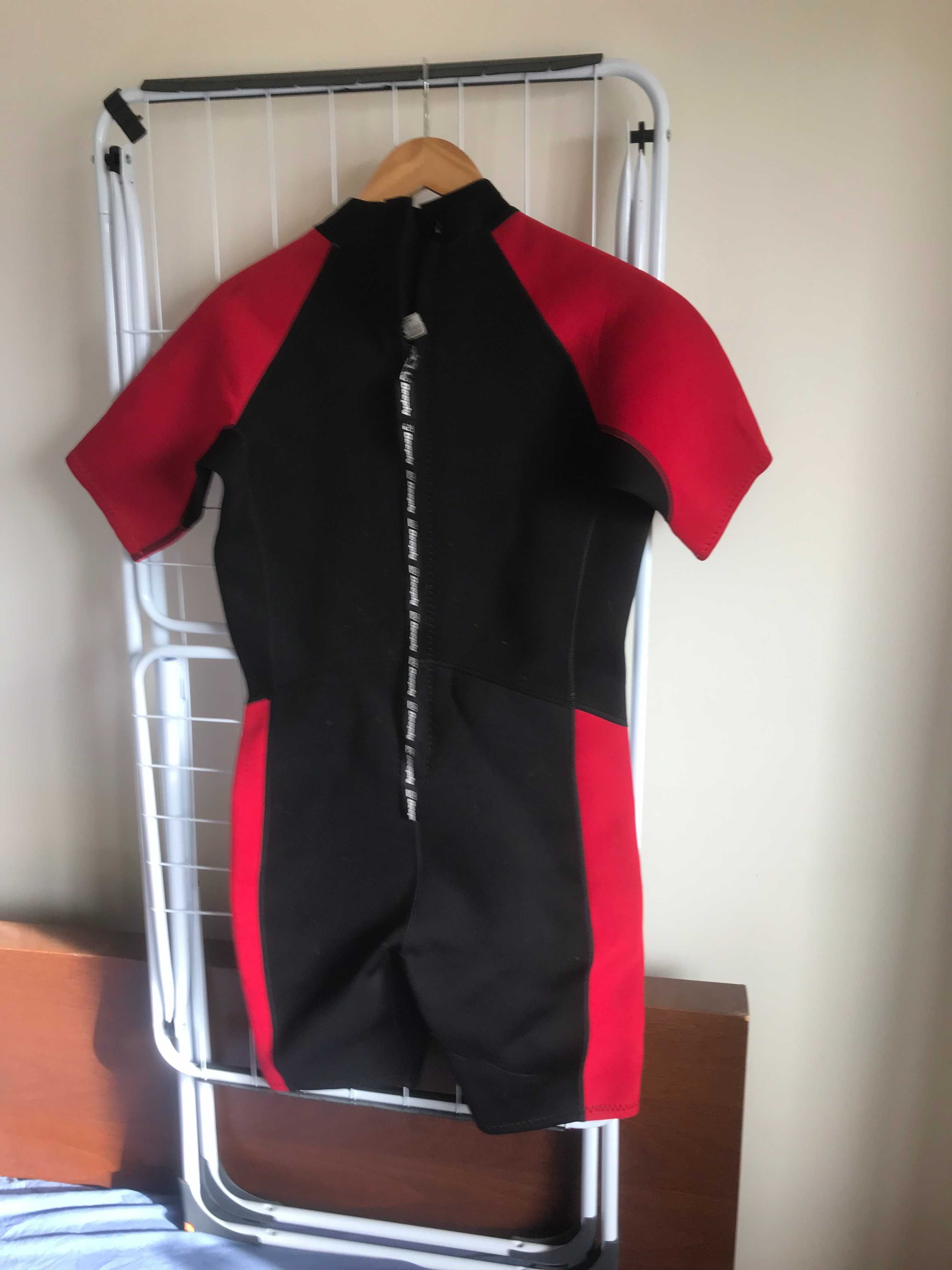 wetsuit iq-company ja com idade tamanho 52 e deeply M como novo