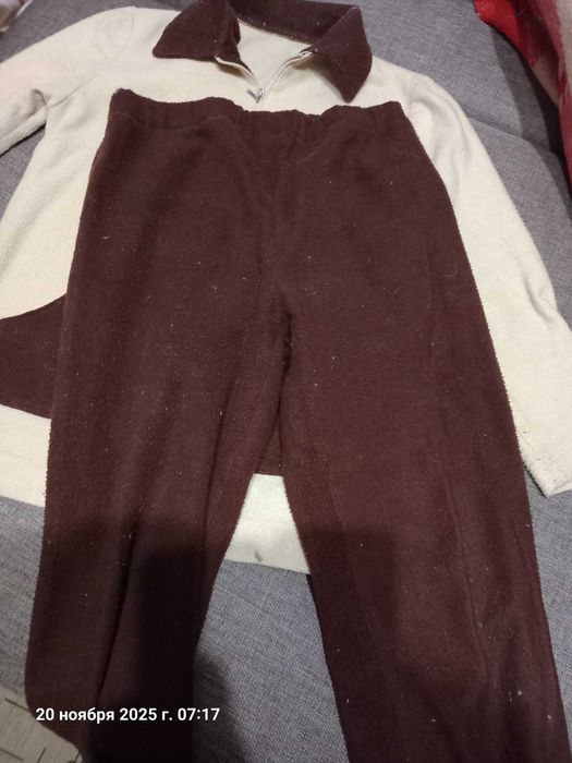 Жіночі речі 46 розміру безкоштовно