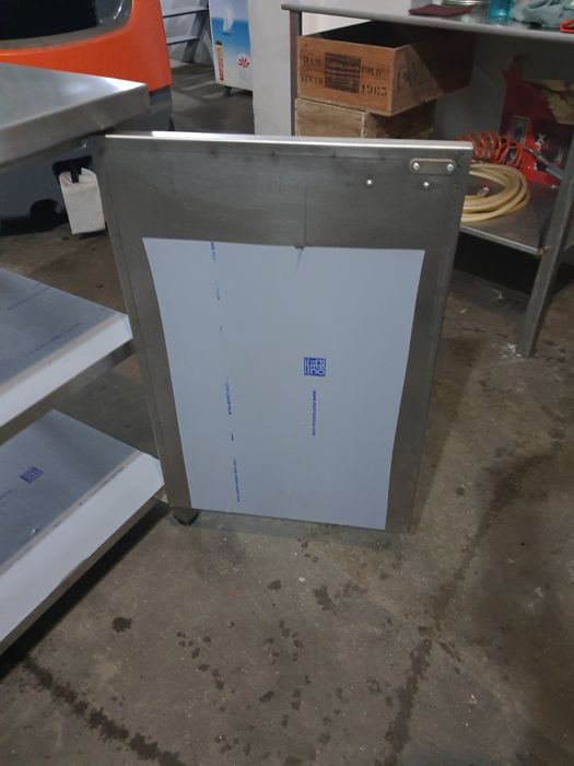 Escaparate Bancada em inox reforçado