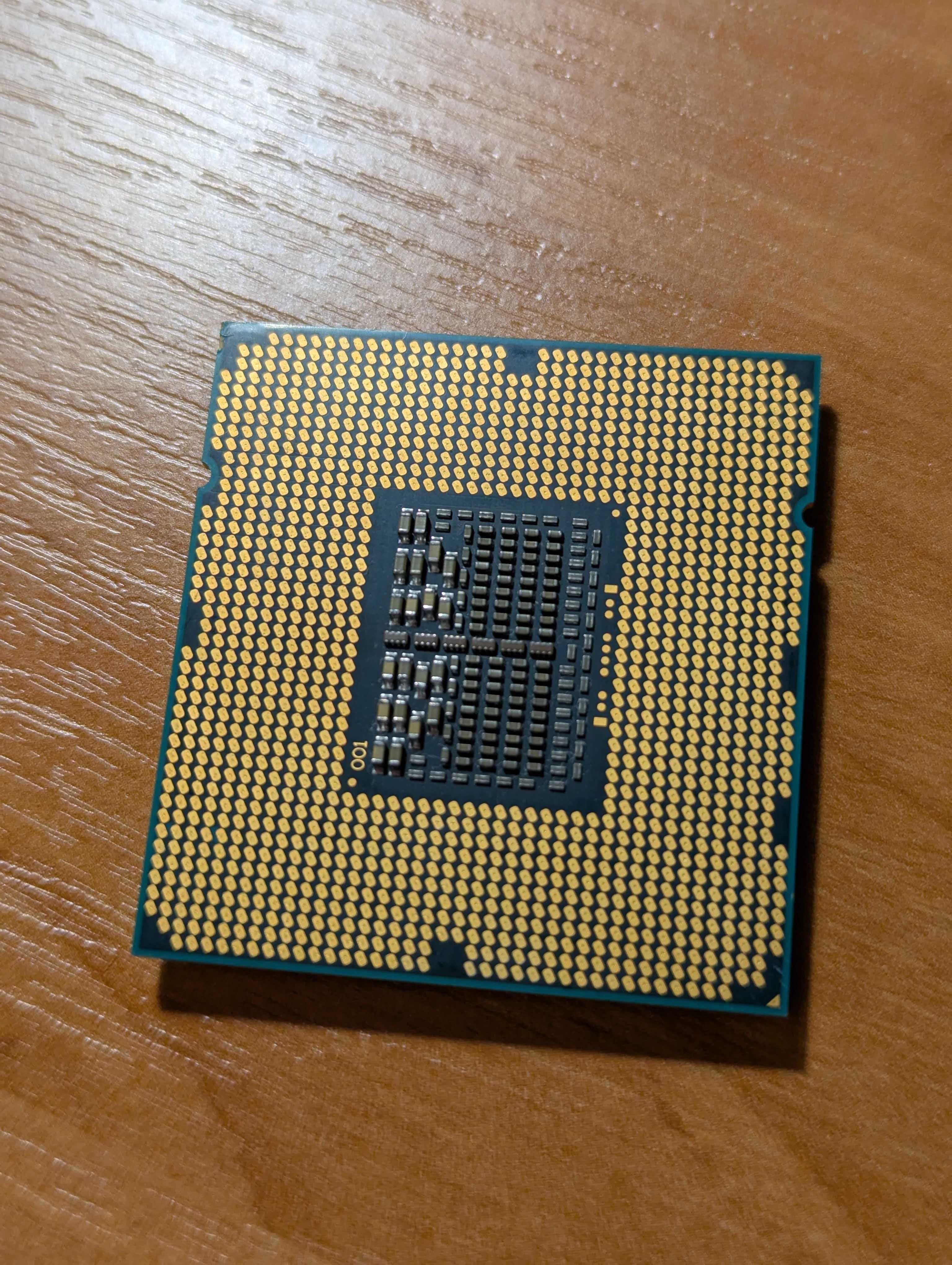 Процесор Intel Core i7-920 (2.6-2.93GHz, 4 ядра 8 потоків) s1366