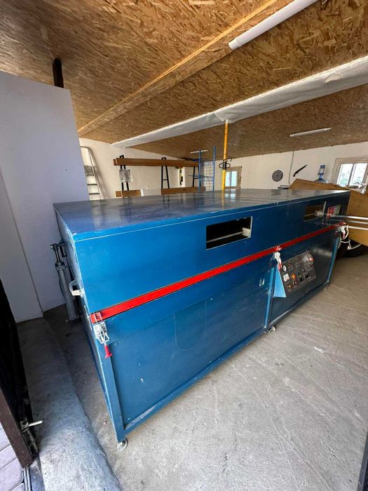 Вакуумний прес для ламінування фасадів